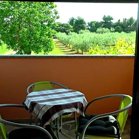 Apartments Garden Monsena Rovinj Exterior photo